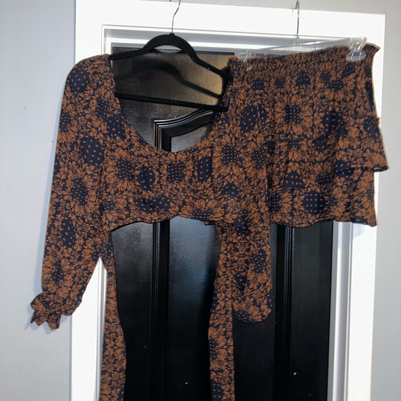 Altar’d state 2 piece set - Picture 3 of 6